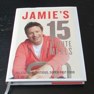 Jamie's 15 Minute Meals Cookbook